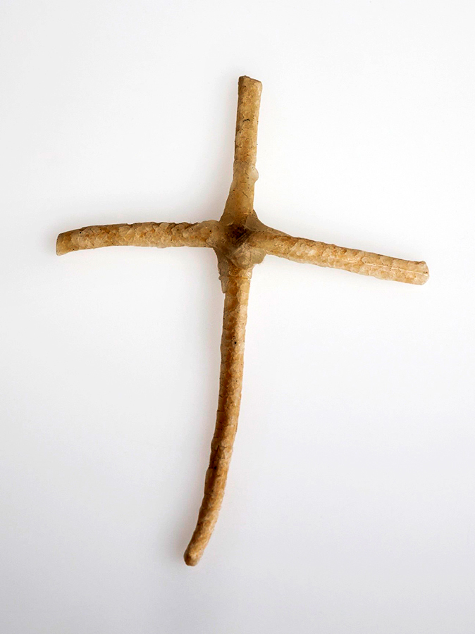 Croix de proëlla, collection musée de Bretagne, Rennes, domaine public